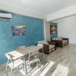 Summerland Loft Apartament
