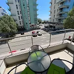 Summerland Loft Apartament