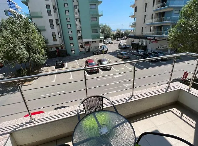 Summerland Loft Daire