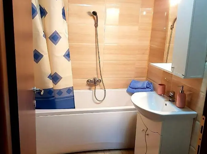 Summerland Loft Daire Mamaia